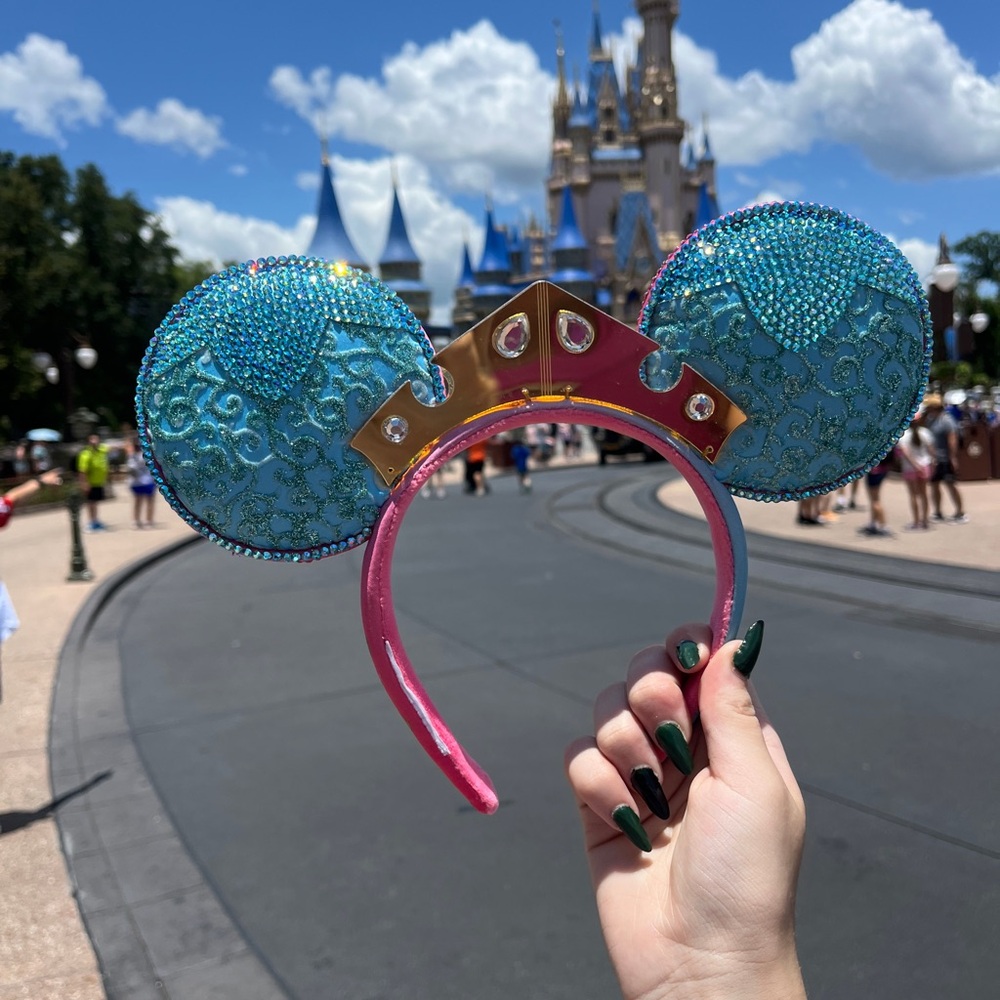 Custom Rhinestone Sleeping Beauty Disney Ears - Picture 5 of 9